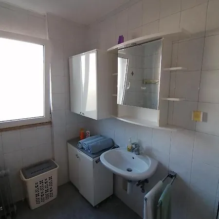 Cornelia Apartment